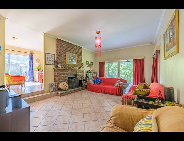 4 BEDROOM FREEHOLD FOR SALE IN WESTVILLE